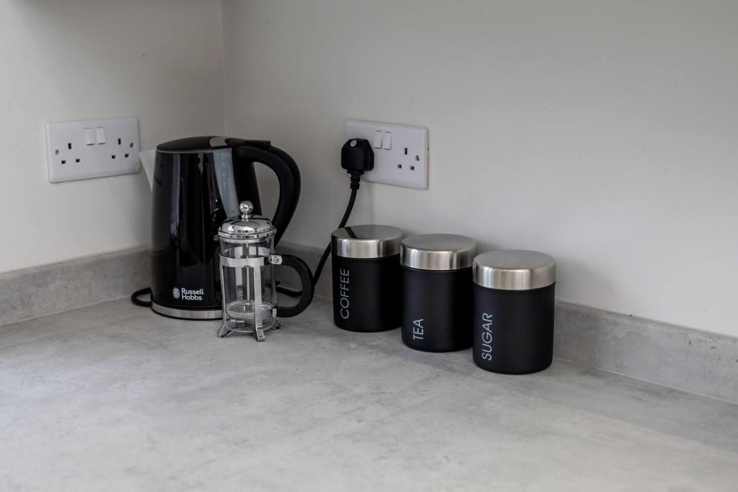 3 Bed Refurbished, Modern House, Wifi, Patio Area Villa Sheffield Exterior photo